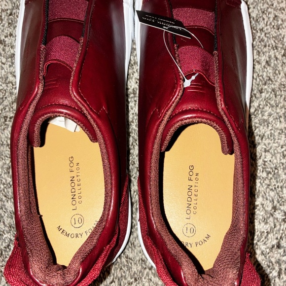 London Fog Men Sneakers Size 10 Burgundy Slip On Casual Street Shoes memory foam - Picture 5 of 7